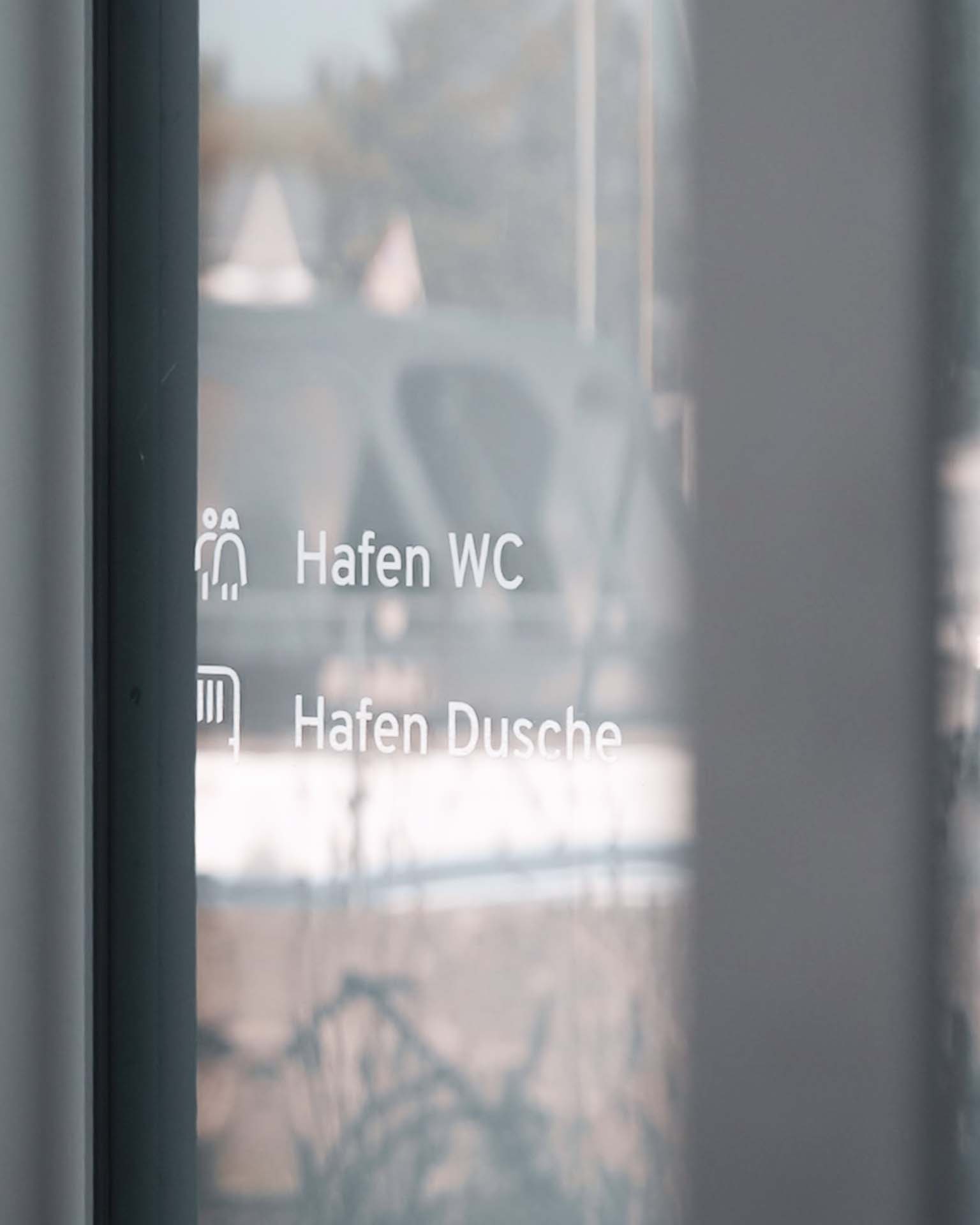 viergestalten_Hafele-Hehle_Strandbard-Hard_04